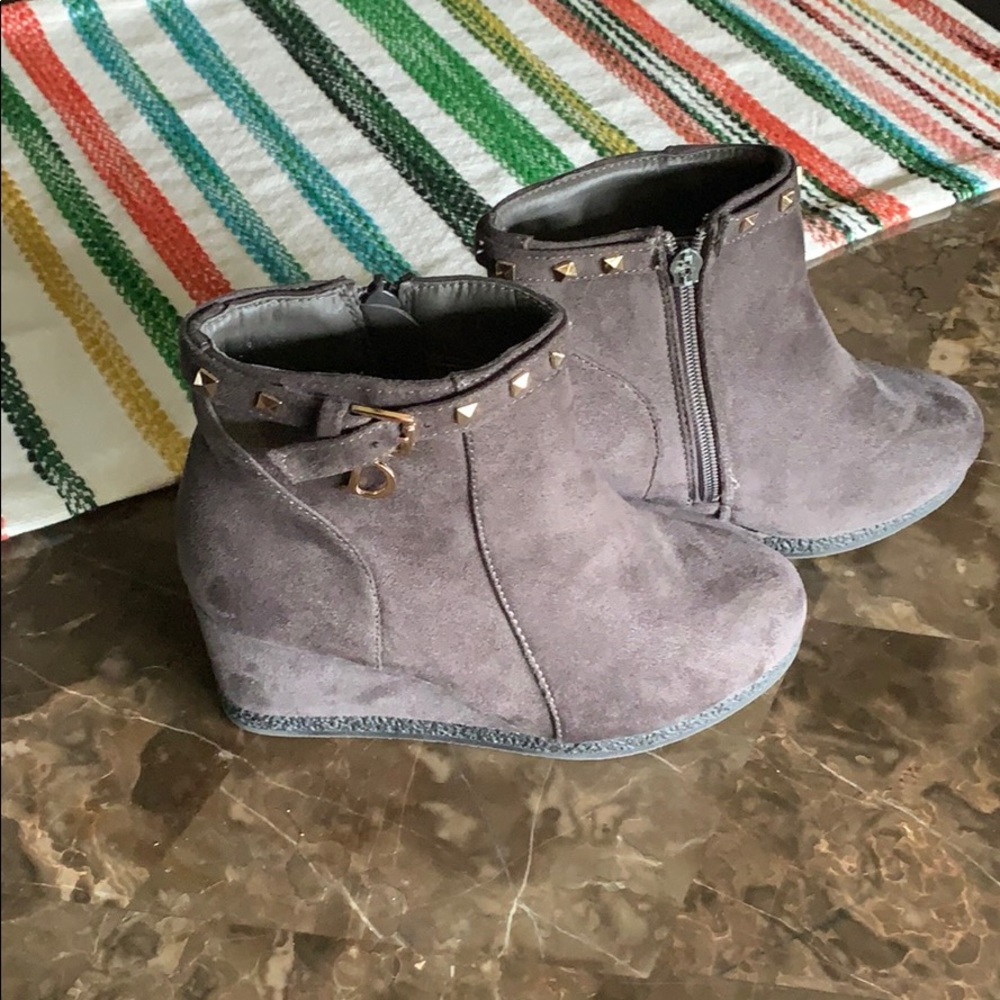 Girls high heel/ boots!